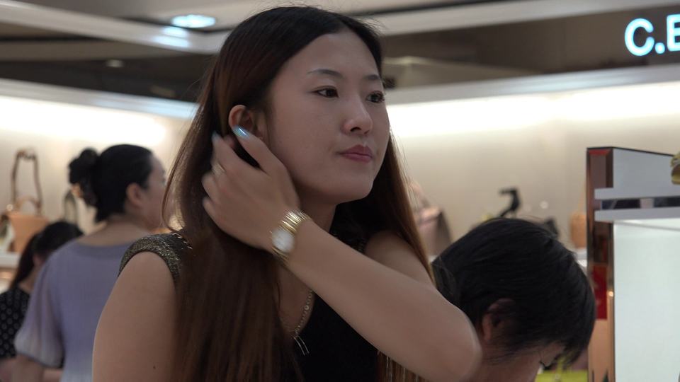SX138-试鞋的包臀短裙少妇 - 预览 5